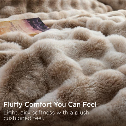 Deluxe Rabbit Fur Bubble Comforter Set